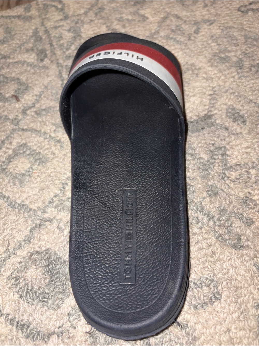 Slides/Flip-Flops - Picture 4 of 5